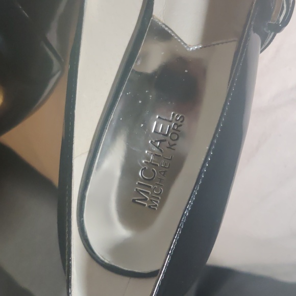 Michael Kors Patent leather Mary Jane Heels-Size 10M - Picture 5 of 8